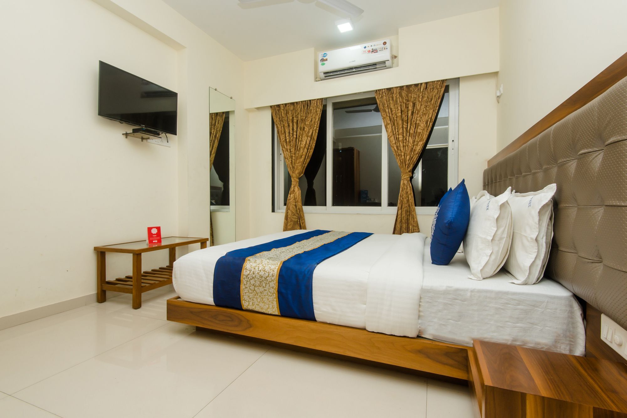 Oyo 11441 Hotel Blue Bells Residency Bombaj Exteriér fotografie
