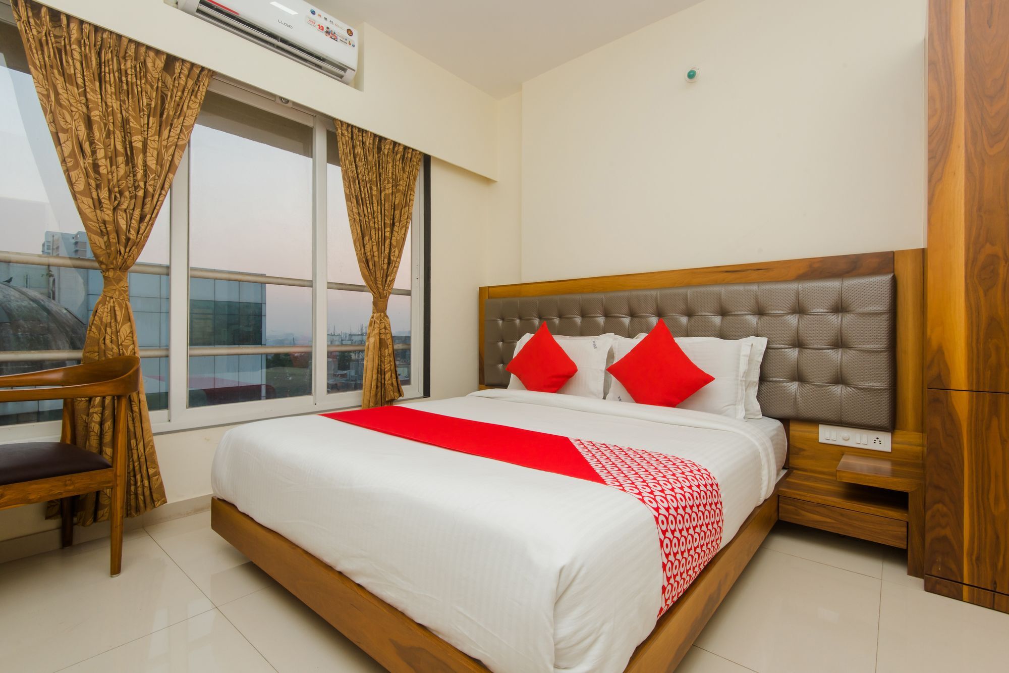 Oyo 11441 Hotel Blue Bells Residency Bombaj Exteriér fotografie